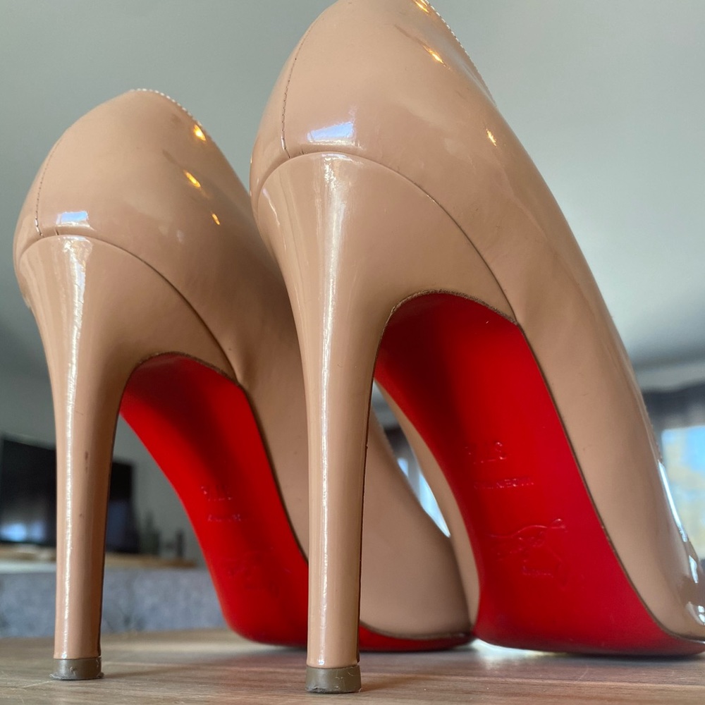 Nude Christian Louboutin 37.5 (3” heels)